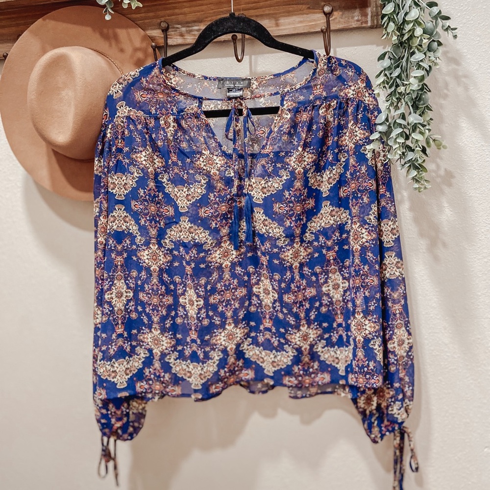 Trixxi Floral Blouse
